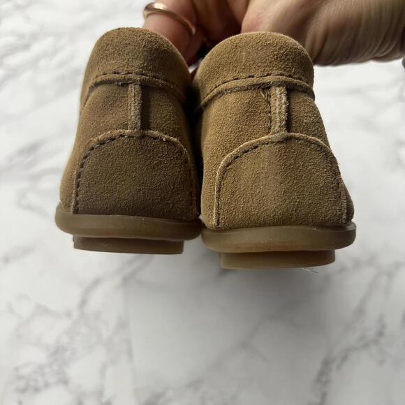 Brand new in box Minnetonka Moccasins - Picture 4 of 7